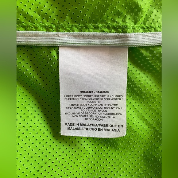 NIKE WOMEN’S RUNNING LIGHT JACKET WINDBREAKER SZ XL - Picture 9 of 13